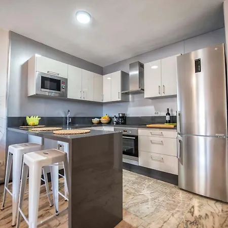 Apartamento Con Terraza Vista Mar