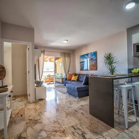 Apartamento Con Terraza Vista Mar Daire